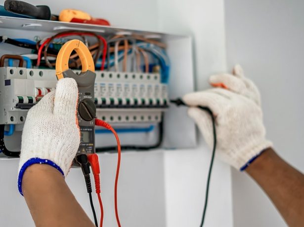 Mantenimiento Preventivo de Sistemas Eléctricos