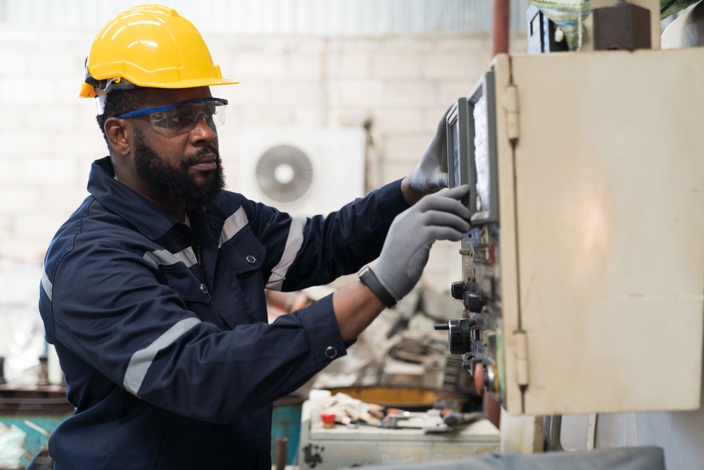 Contrata un Electricista Comercial en Barcelona